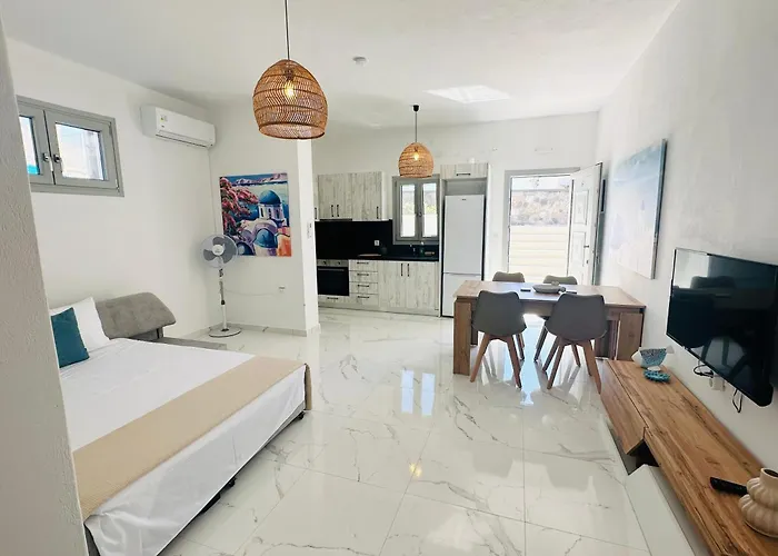 Santana Apartments